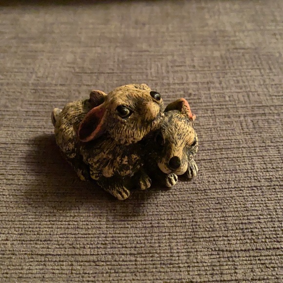 Nuzzling Rabbits With Red Ears Resin Figurine Made in Taiwan TT-71